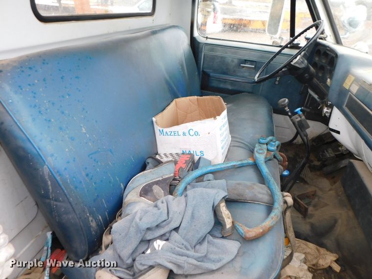 image for item DK8503 1981 Chevrolet C6500  digger derrick truck