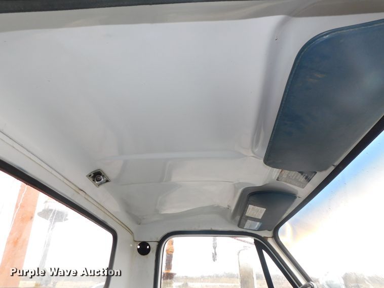 image for item DK8503 1981 Chevrolet C6500  digger derrick truck