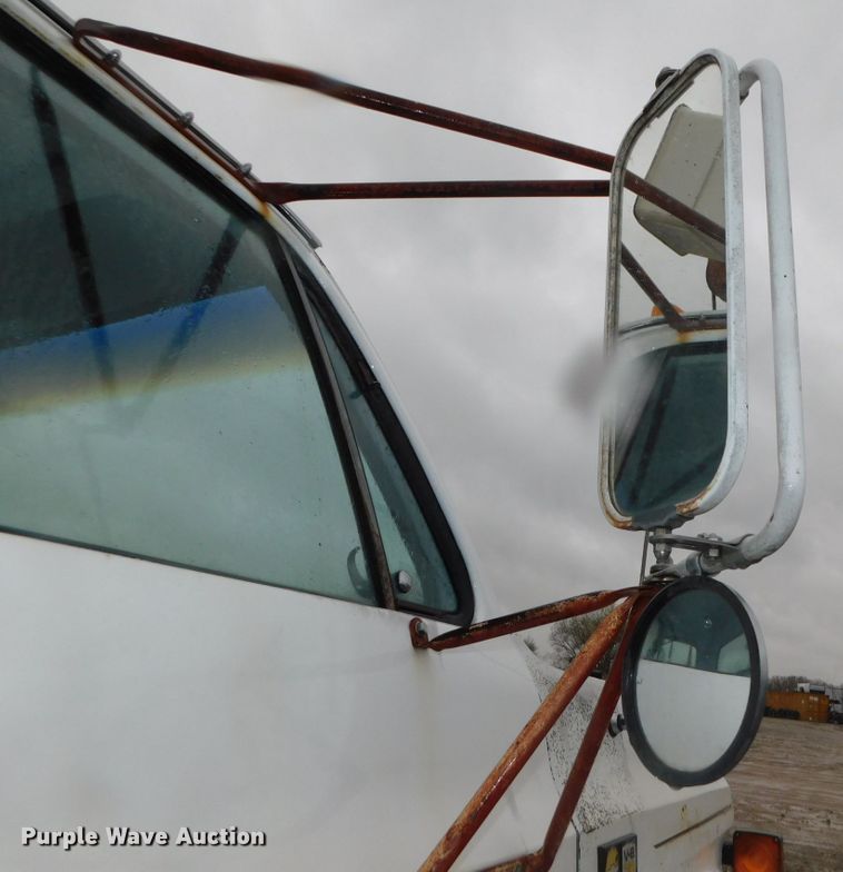 image for item DK8503 1981 Chevrolet C6500  digger derrick truck