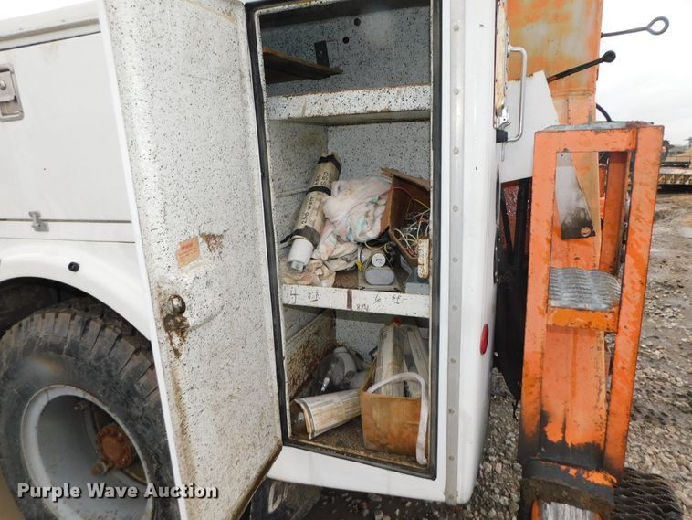 image for item DK8503 1981 Chevrolet C6500  digger derrick truck