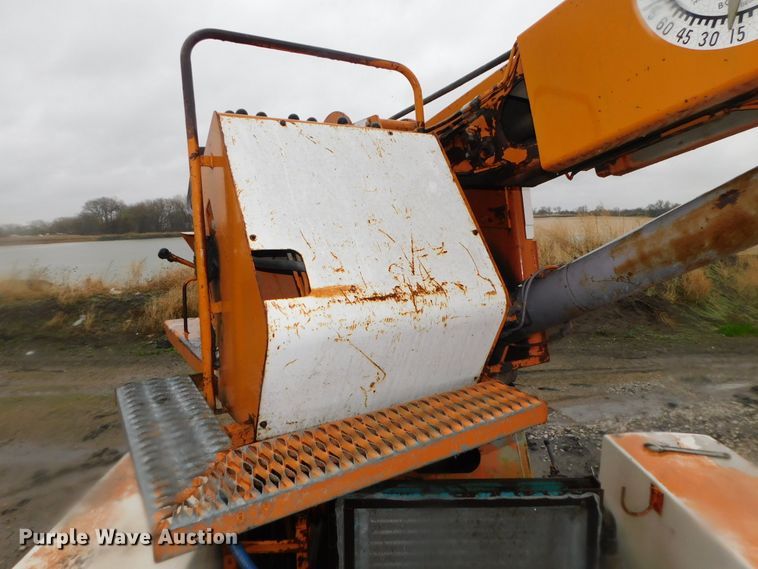 image for item DK8503 1981 Chevrolet C6500  digger derrick truck