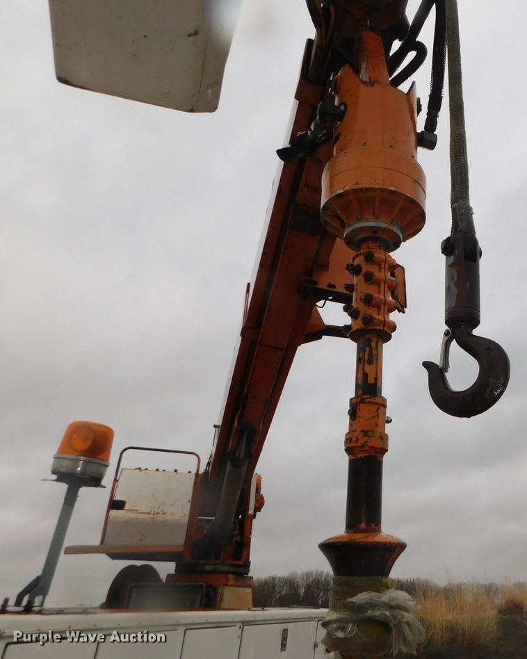 image for item DK8503 1981 Chevrolet C6500  digger derrick truck