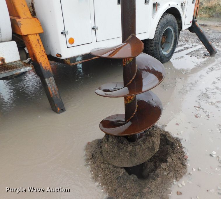 image for item DK8503 1981 Chevrolet C6500  digger derrick truck