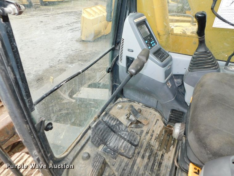image for item DK8505 2007 Komatsu PC138USLC-2EO  mini excavator