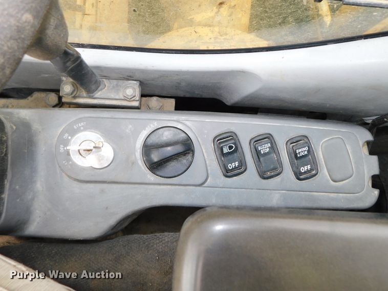 image for item DK8505 2007 Komatsu PC138USLC-2EO  mini excavator