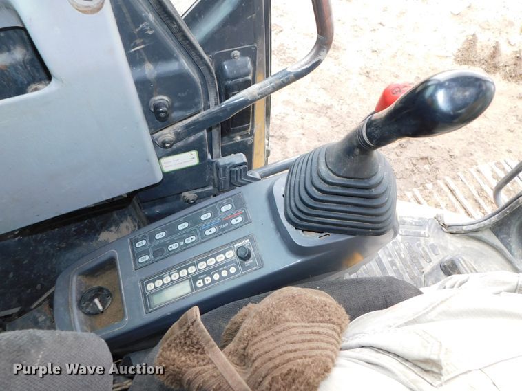 image for item DK8505 2007 Komatsu PC138USLC-2EO  mini excavator