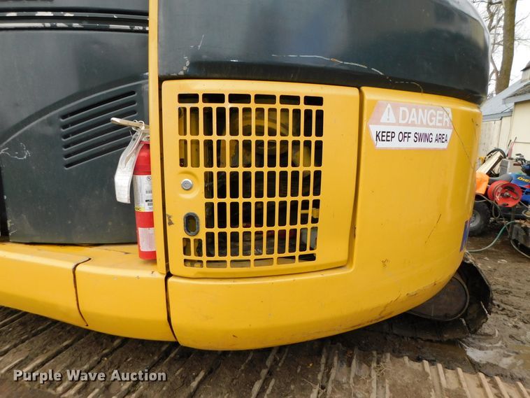 image for item DK8505 2007 Komatsu PC138USLC-2EO  mini excavator