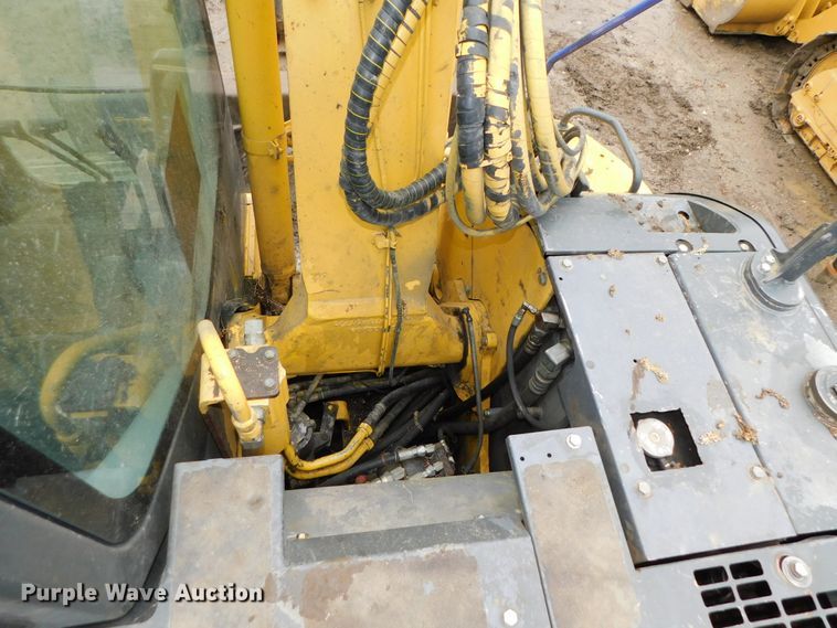 image for item DK8505 2007 Komatsu PC138USLC-2EO  mini excavator
