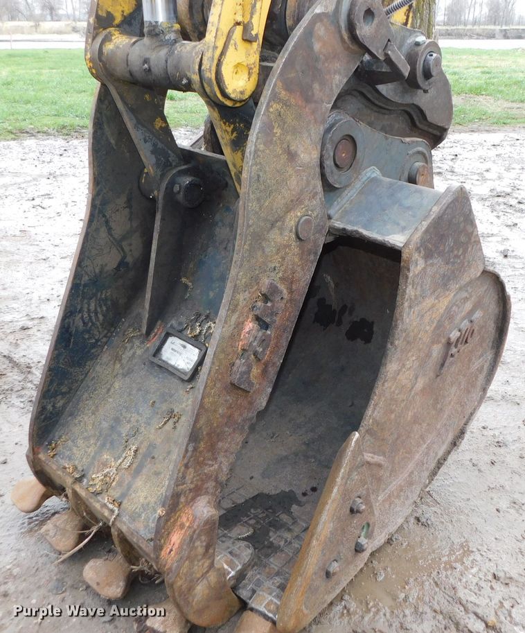 image for item DK8505 2007 Komatsu PC138USLC-2EO  mini excavator