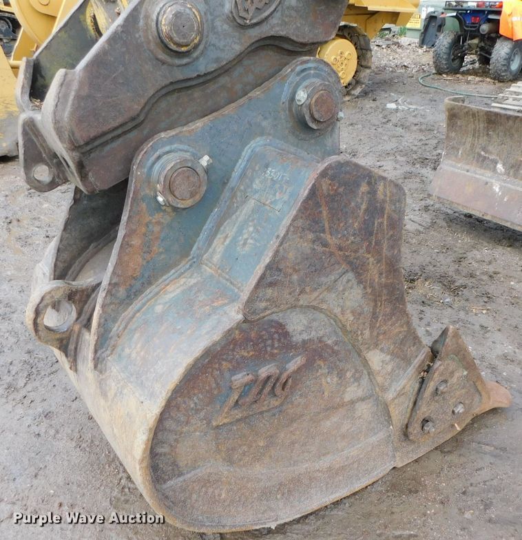 image for item DK8505 2007 Komatsu PC138USLC-2EO  mini excavator