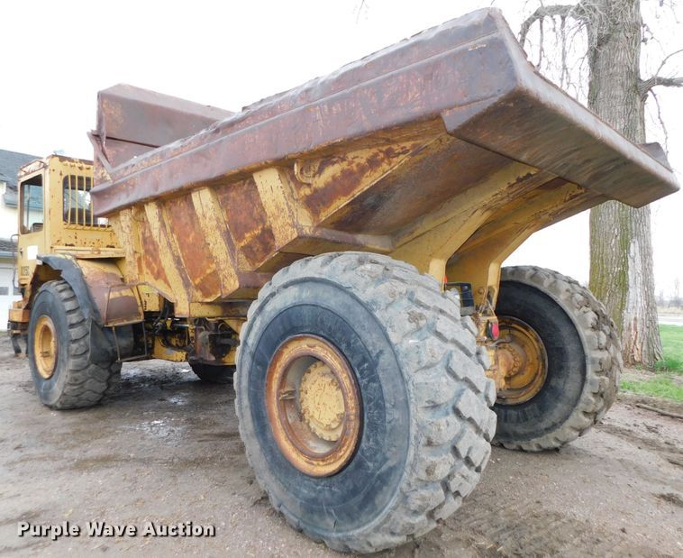 image for item DK8506 1988 Caterpillar D25C  haul truck