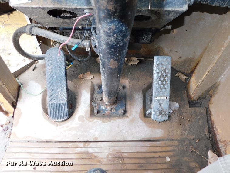 image for item DK8506 1988 Caterpillar D25C  haul truck