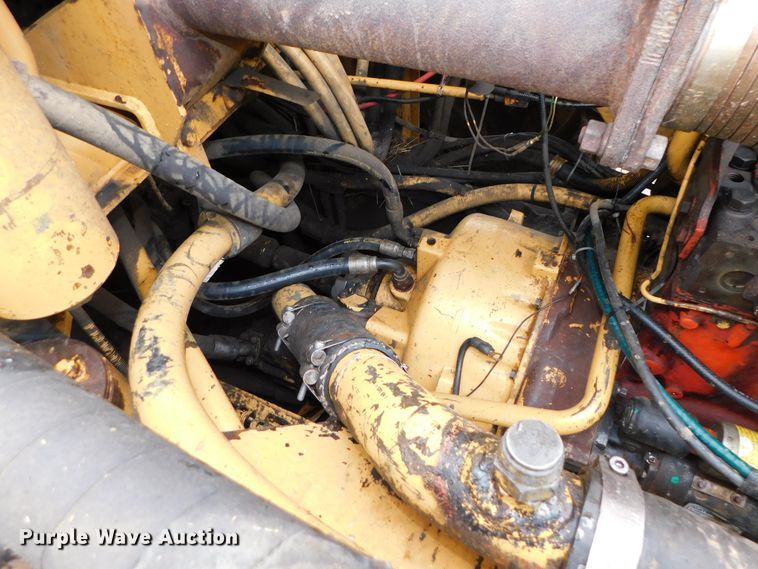 image for item DK8506 1988 Caterpillar D25C  haul truck