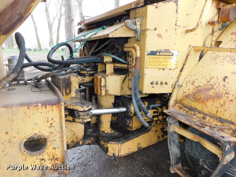 image for item DK8506 1988 Caterpillar D25C  haul truck