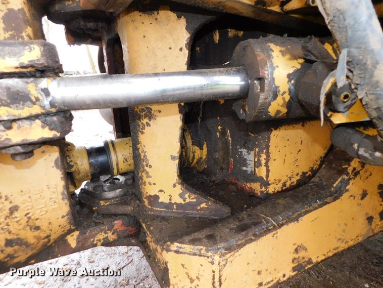 image for item DK8506 1988 Caterpillar D25C  haul truck