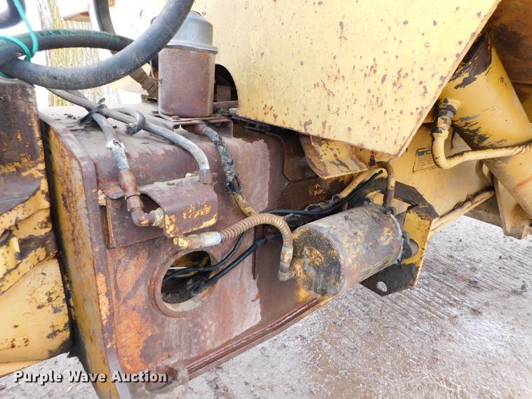 image for item DK8506 1988 Caterpillar D25C  haul truck