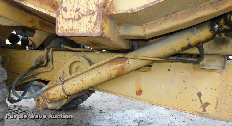 image for item DK8506 1988 Caterpillar D25C  haul truck