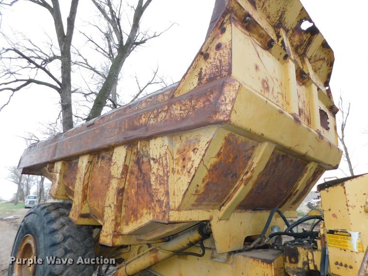image for item DK8506 1988 Caterpillar D25C  haul truck