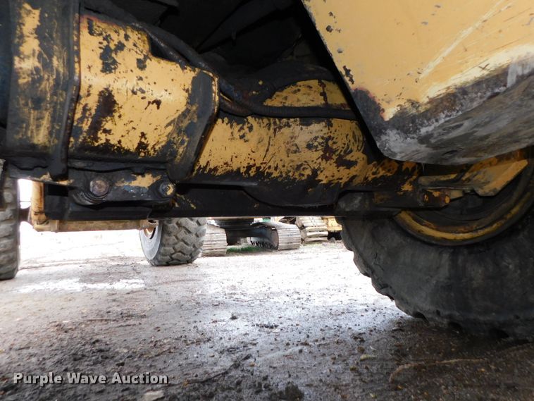 image for item DK8506 1988 Caterpillar D25C  haul truck