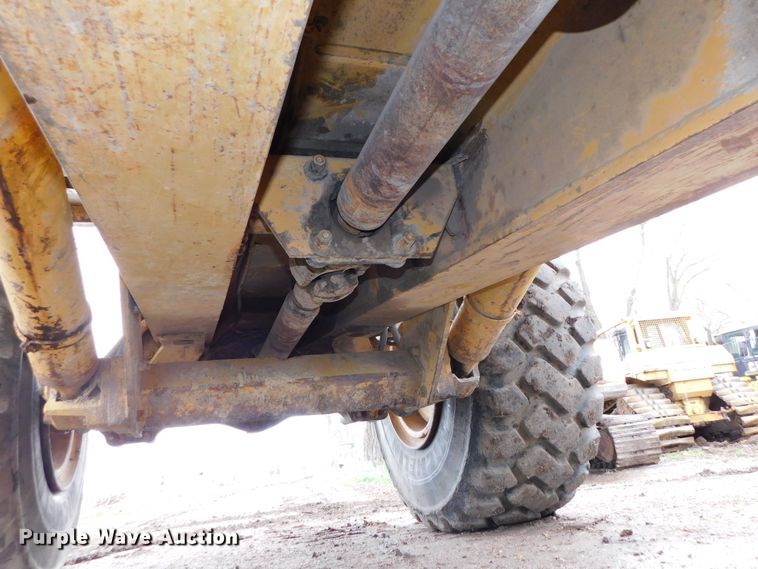 image for item DK8506 1988 Caterpillar D25C  haul truck