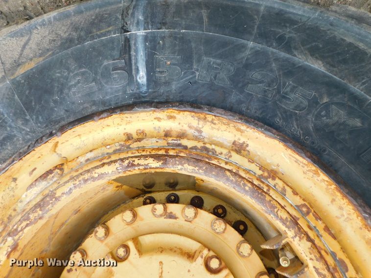 image for item DK8506 1988 Caterpillar D25C  haul truck