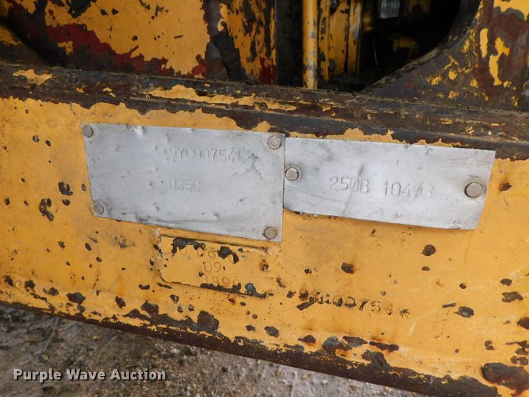 image for item DK8506 1988 Caterpillar D25C  haul truck