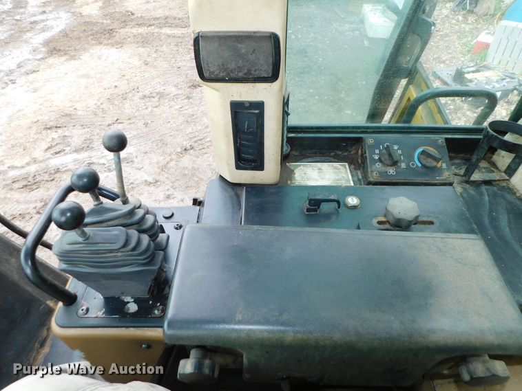 image for item DK8507 1998 Caterpillar 953C  track loader