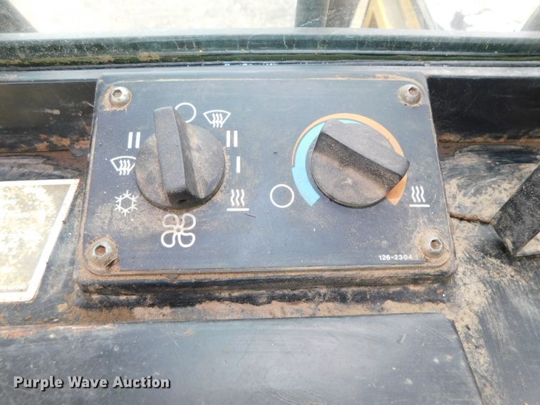 image for item DK8507 1998 Caterpillar 953C  track loader