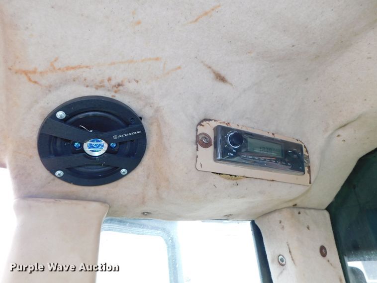 image for item DK8507 1998 Caterpillar 953C  track loader