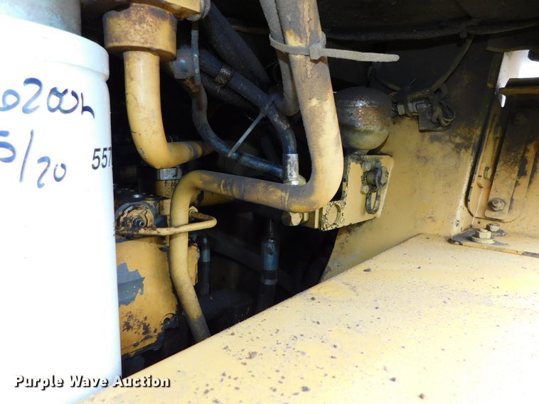 image for item DK8507 1998 Caterpillar 953C  track loader