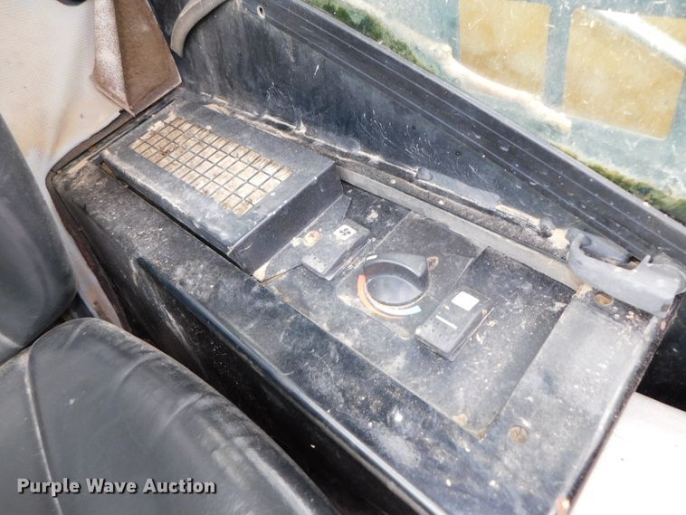 image for item DK8509 2006 Caterpillar 287B  tracked skid steer loader