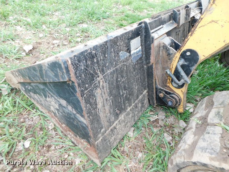 image for item DK8509 2006 Caterpillar 287B  tracked skid steer loader