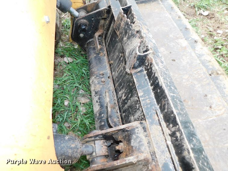 image for item DK8509 2006 Caterpillar 287B  tracked skid steer loader