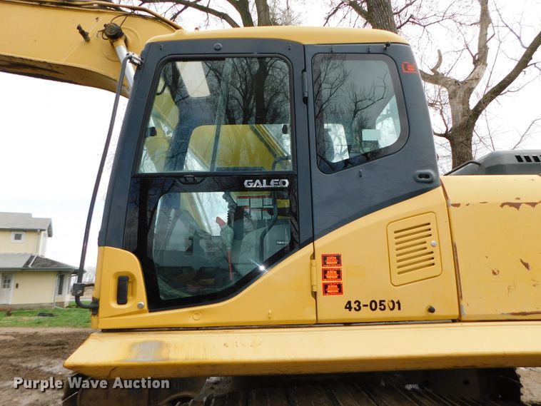 image for item DK8510 2005 Komatsu PC270LC-7L  excavator