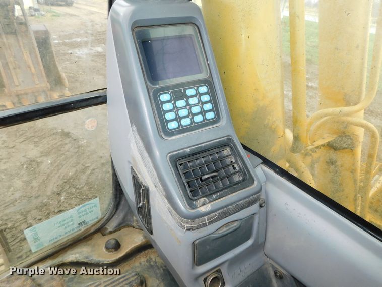 image for item DK8510 2005 Komatsu PC270LC-7L  excavator