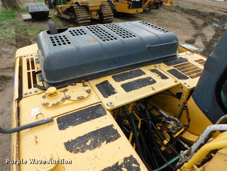 image for item DK8510 2005 Komatsu PC270LC-7L  excavator
