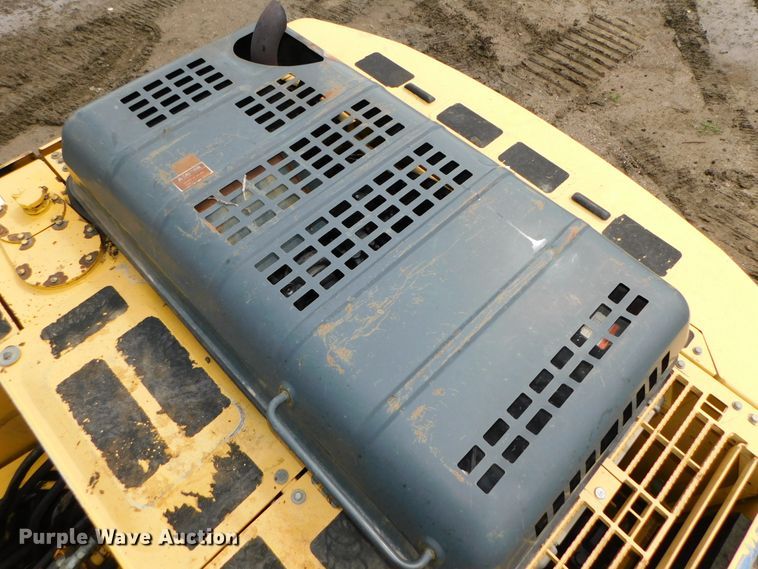 image for item DK8510 2005 Komatsu PC270LC-7L  excavator