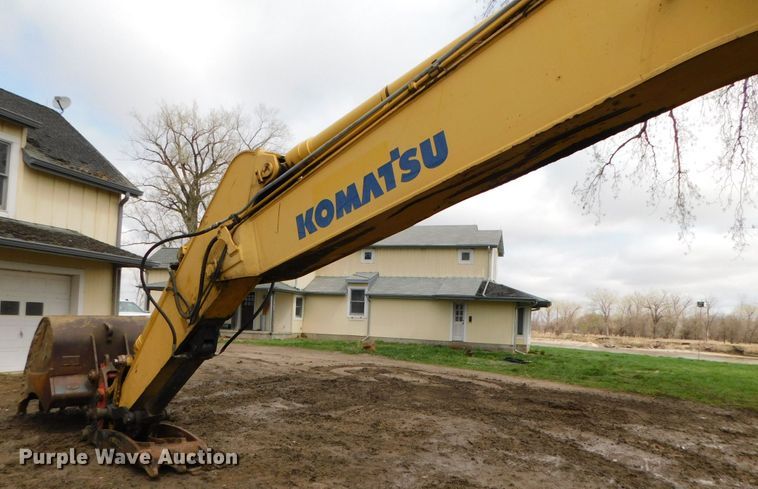 image for item DK8510 2005 Komatsu PC270LC-7L  excavator