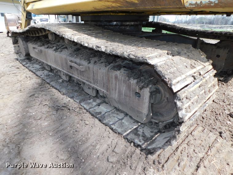 image for item DK8510 2005 Komatsu PC270LC-7L  excavator