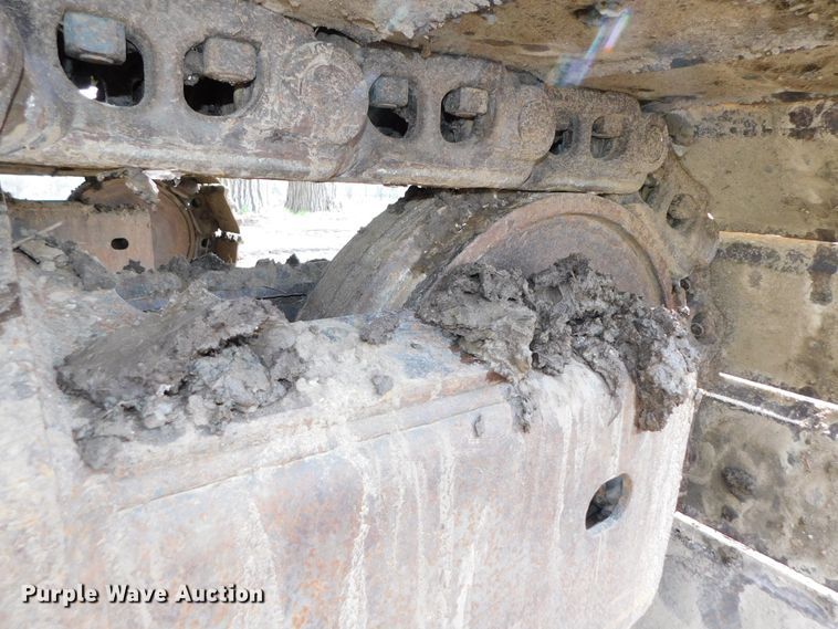 image for item DK8510 2005 Komatsu PC270LC-7L  excavator