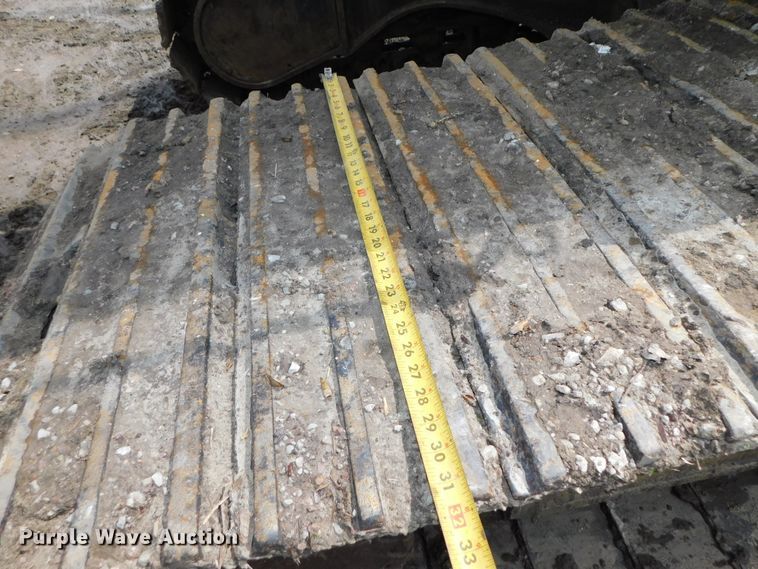 image for item DK8510 2005 Komatsu PC270LC-7L  excavator