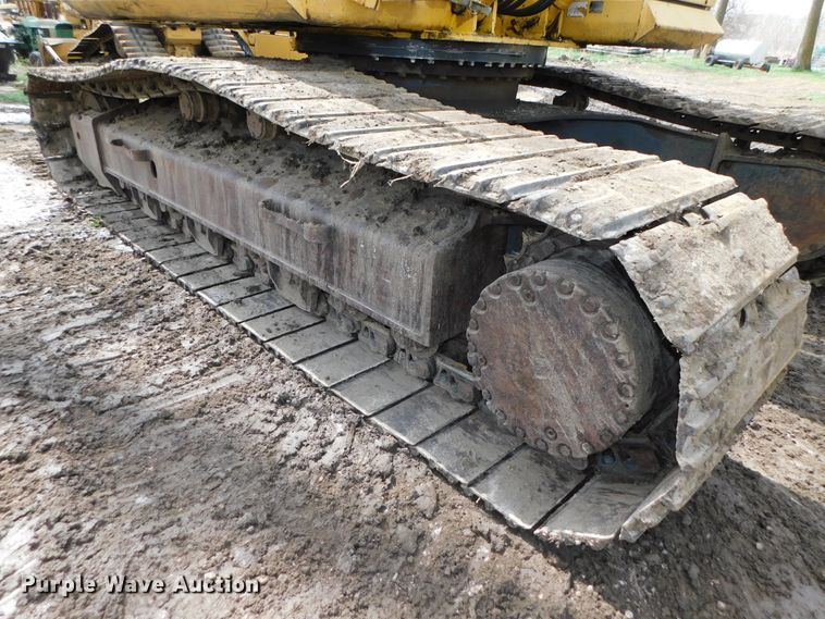 image for item DK8510 2005 Komatsu PC270LC-7L  excavator