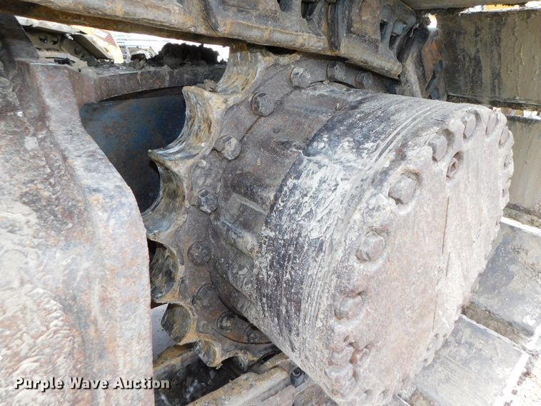 image for item DK8510 2005 Komatsu PC270LC-7L  excavator