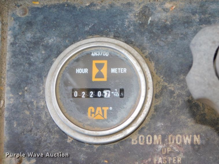 image for item DK8517 1976 Caterpillar 225  excavator