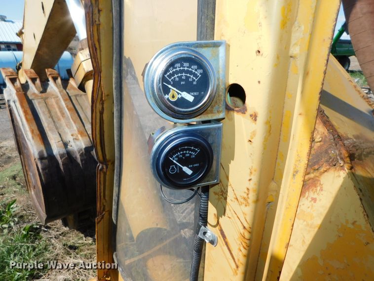 image for item DK8517 1976 Caterpillar 225  excavator