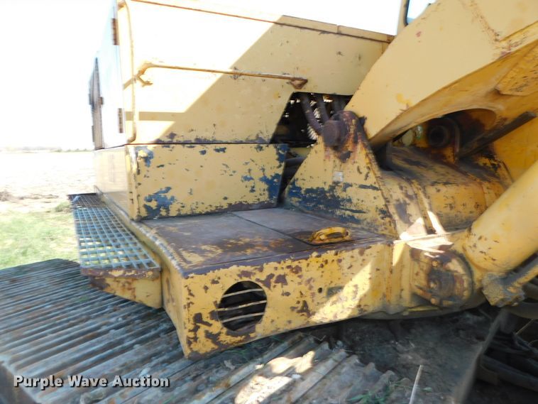 image for item DK8517 1976 Caterpillar 225  excavator