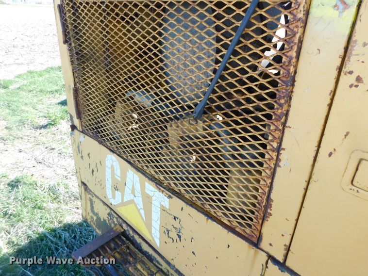 image for item DK8517 1976 Caterpillar 225  excavator