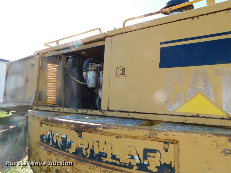 image for item DK8517 1976 Caterpillar 225  excavator