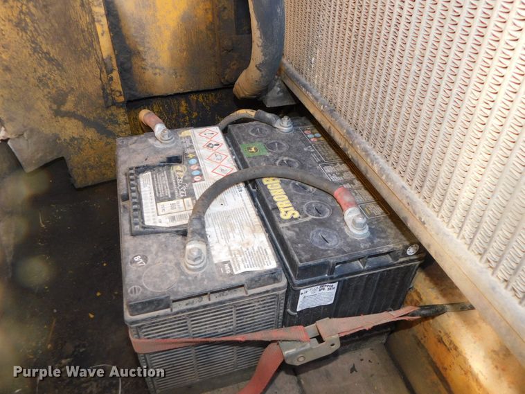 image for item DK8517 1976 Caterpillar 225  excavator