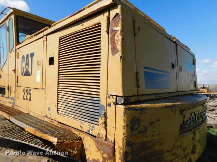 image for item DK8517 1976 Caterpillar 225  excavator